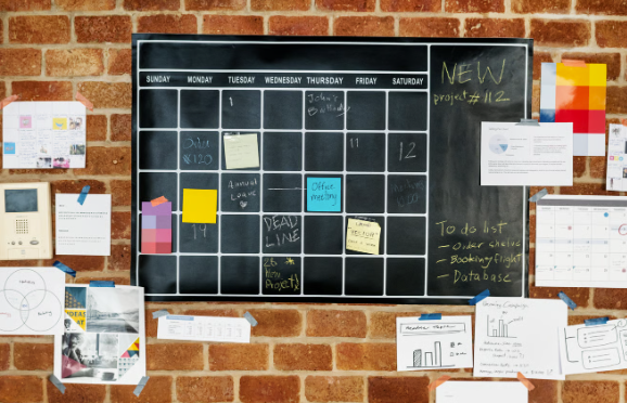 Service Business Scheduling Without the Calendar Chaos